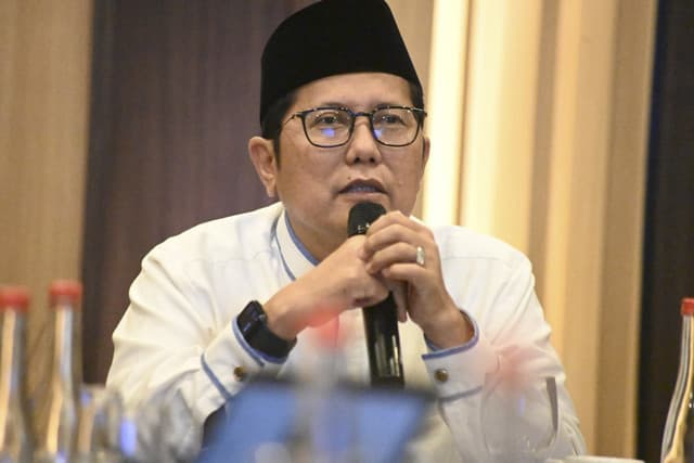 Kiai Cholil Nafis Sebut Karnaval Mirip Ritual Satanic di Pekalongan Bertentangan dengan Ajaran Islam