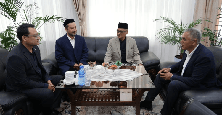 Menhaj Dorong Penguatan Kerja Sama Wisata Religi Berbasis Sejarah Indonesia dan Uzbekistan