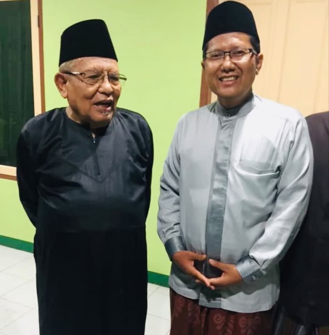 Sampaikan Duka Mendalam Wafatnya KH Syukron Makmun, Kiai Cholil Nafis: Kami Kehilangan Sosok Panutan